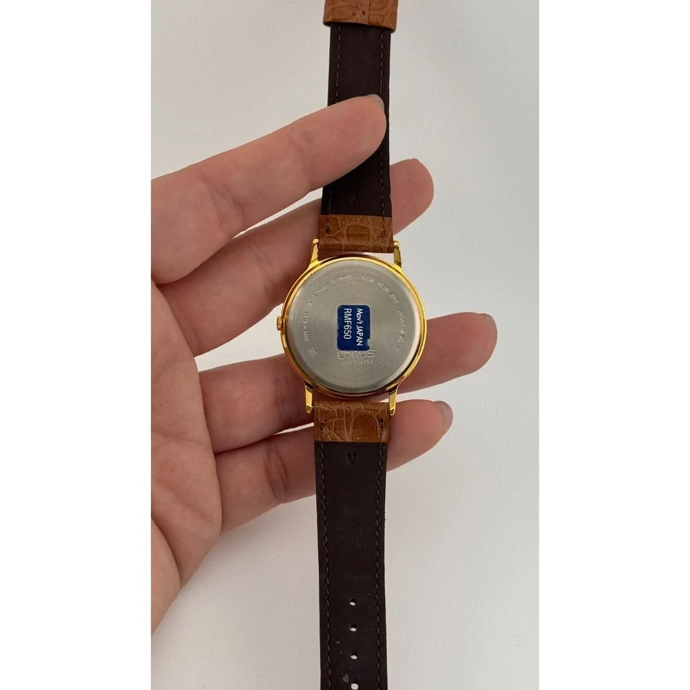 Vintage Mickey Mouse Watch Gold Tone Lorus Seiko Quartz Disney Holograph